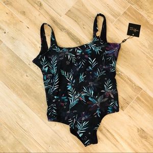 Nip Tuck  Swim Black floral size 12
